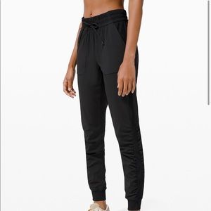 beyond the studio jogger